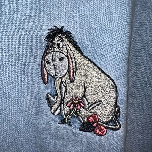 Disney Parks Winnie the Pooh Embroidered Denim Button Up Shirt 1X NWT - Picture 4 of 10